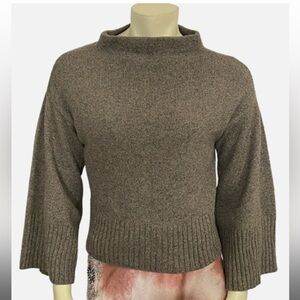 Club Monaco Women's Bell Sleeve Sweater Italian Yarn